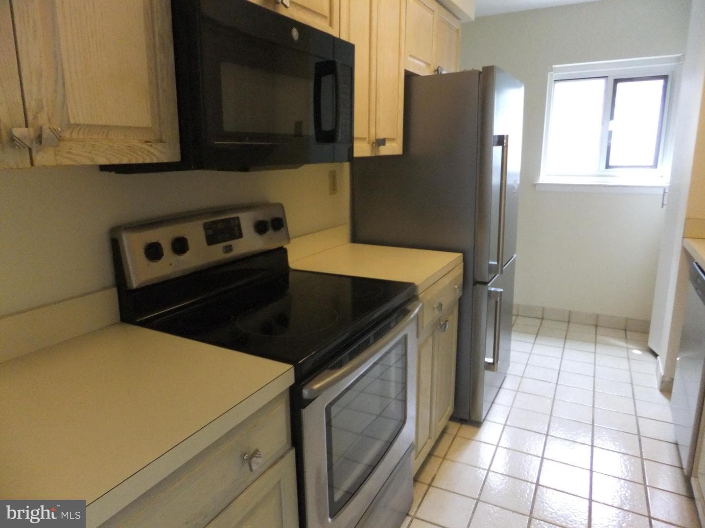 1750 Oakwood Terrace #8f photo 15