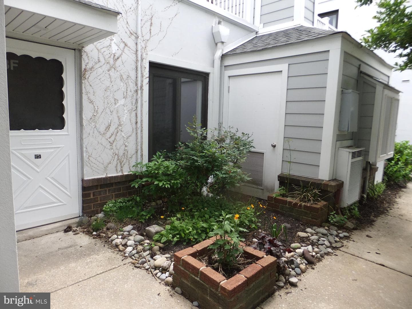 1750 Oakwood Terrace #8f photo 46