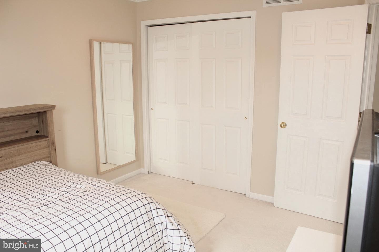 104 Delmar Court photo 28