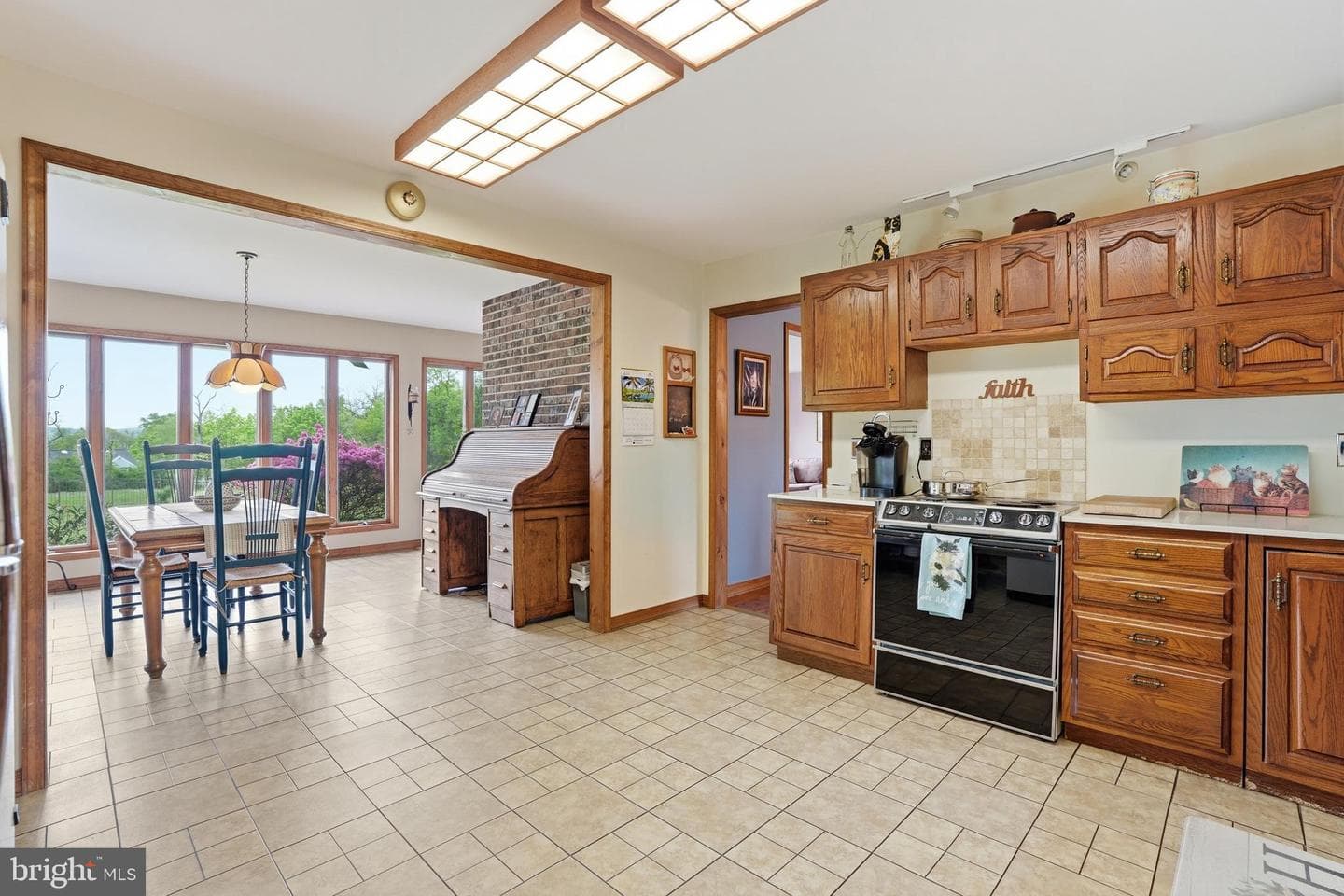 2045 Adams Road photo 21