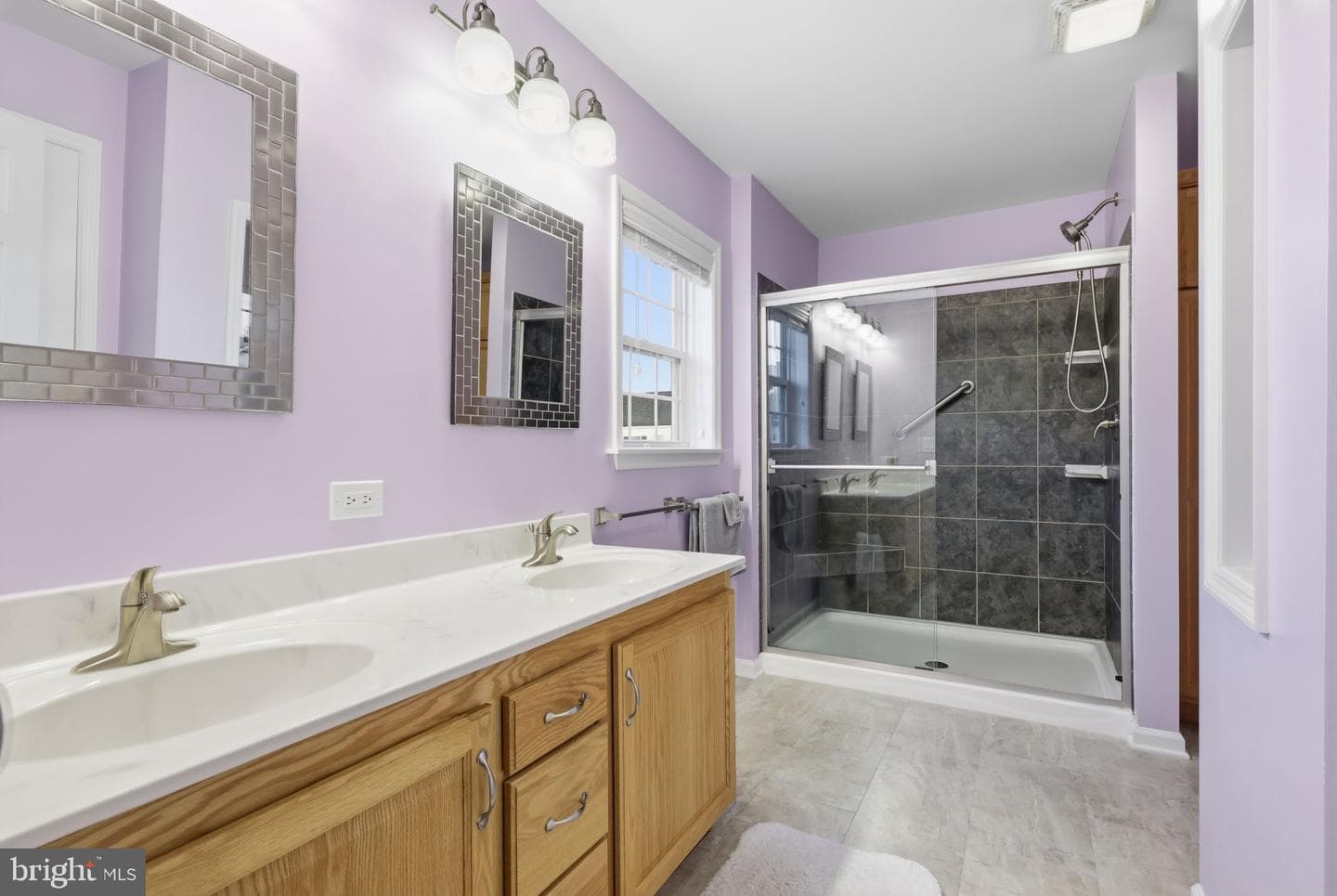 423 Delphinium Way photo 23