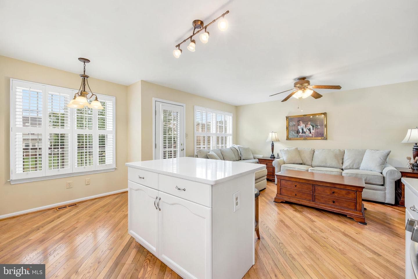 98 Walker Road photo 11