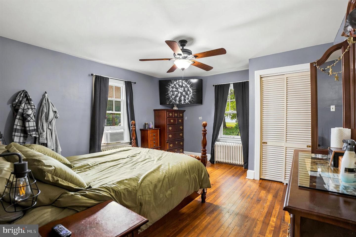 2950 E Walnut Street photo 13