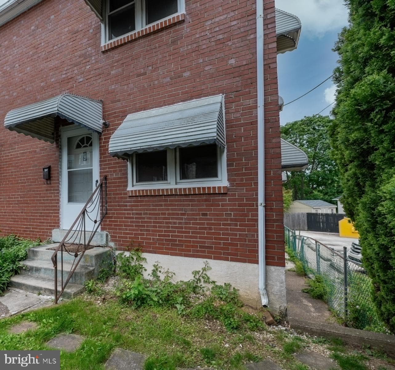 9 David Road photo 2