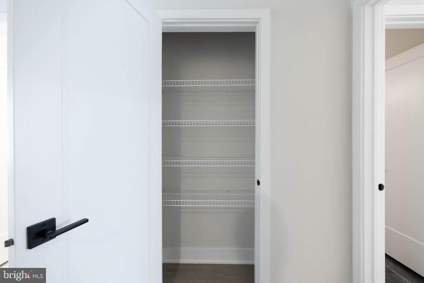 305 Manion Alley photo 19