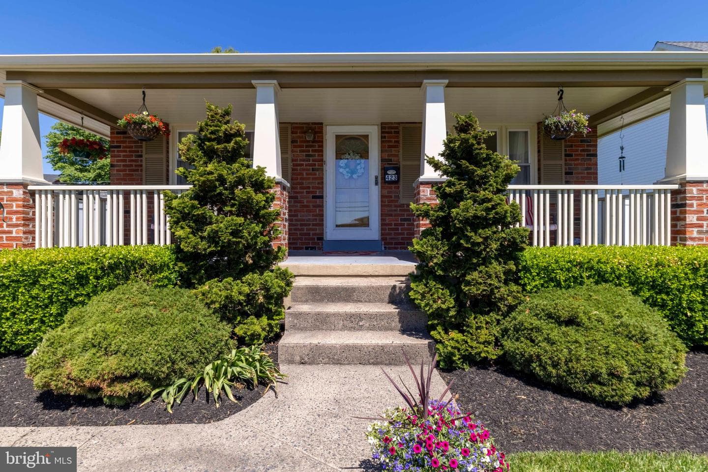 423 Jefferson Street photo 3