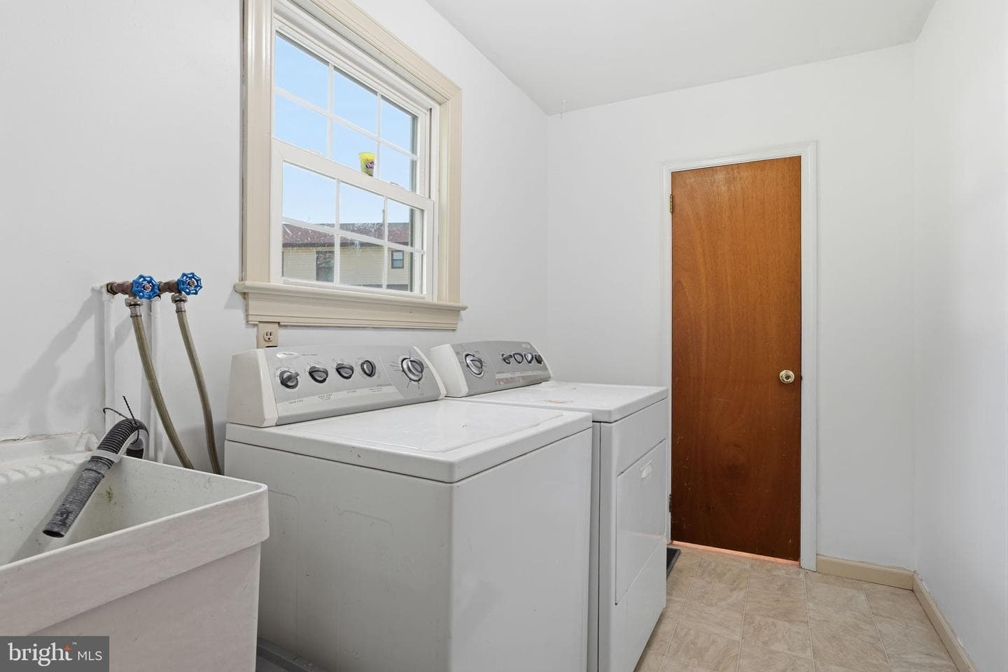 26 Iroquois Drive photo 14