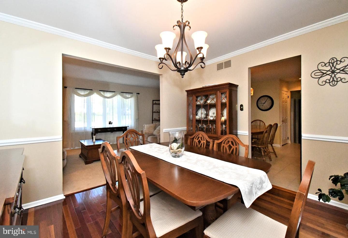204 Orlemann Avenue photo 8