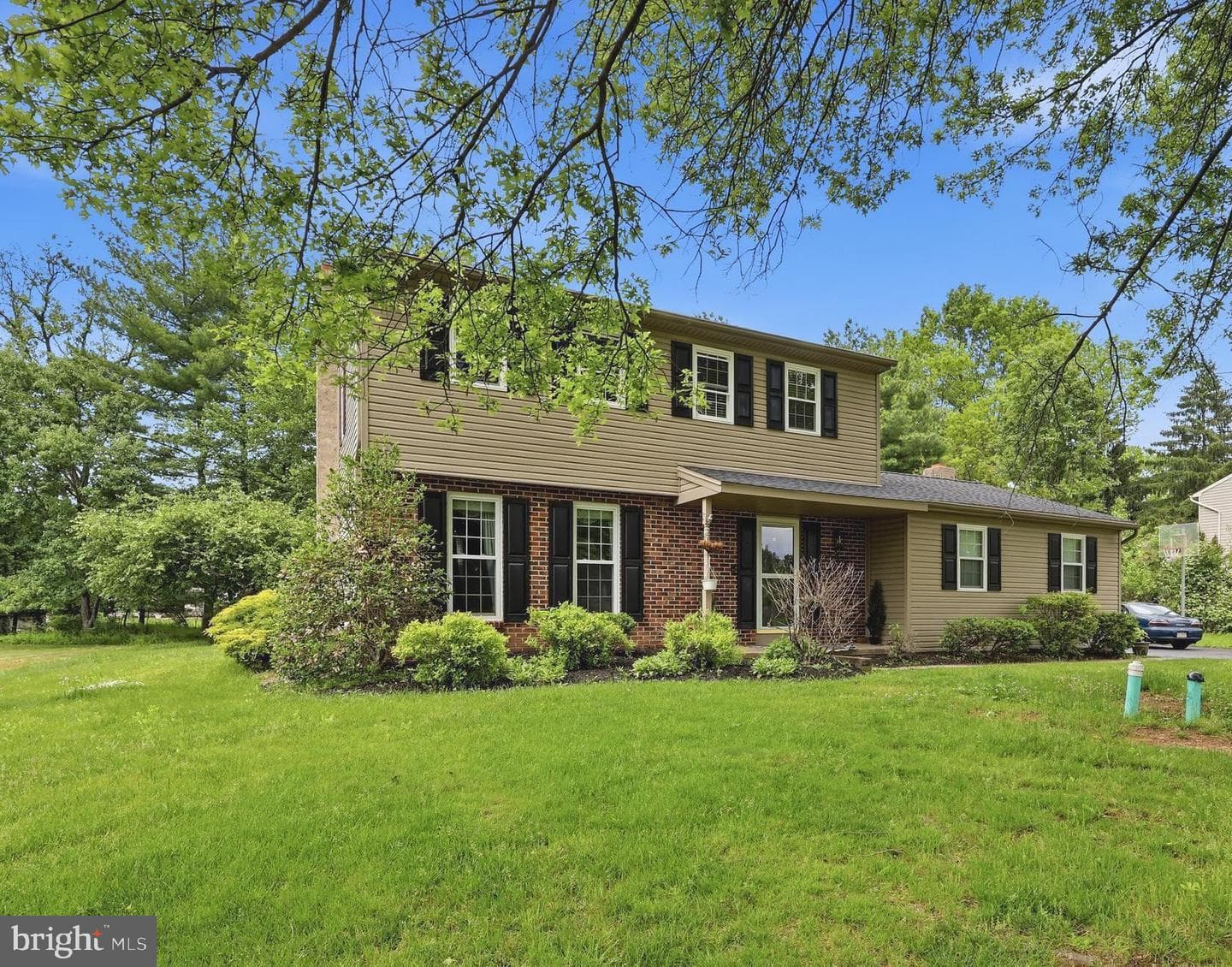 2748 Valley Woods Road photo 2