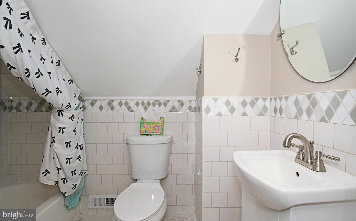 2108 N Line Street photo 28