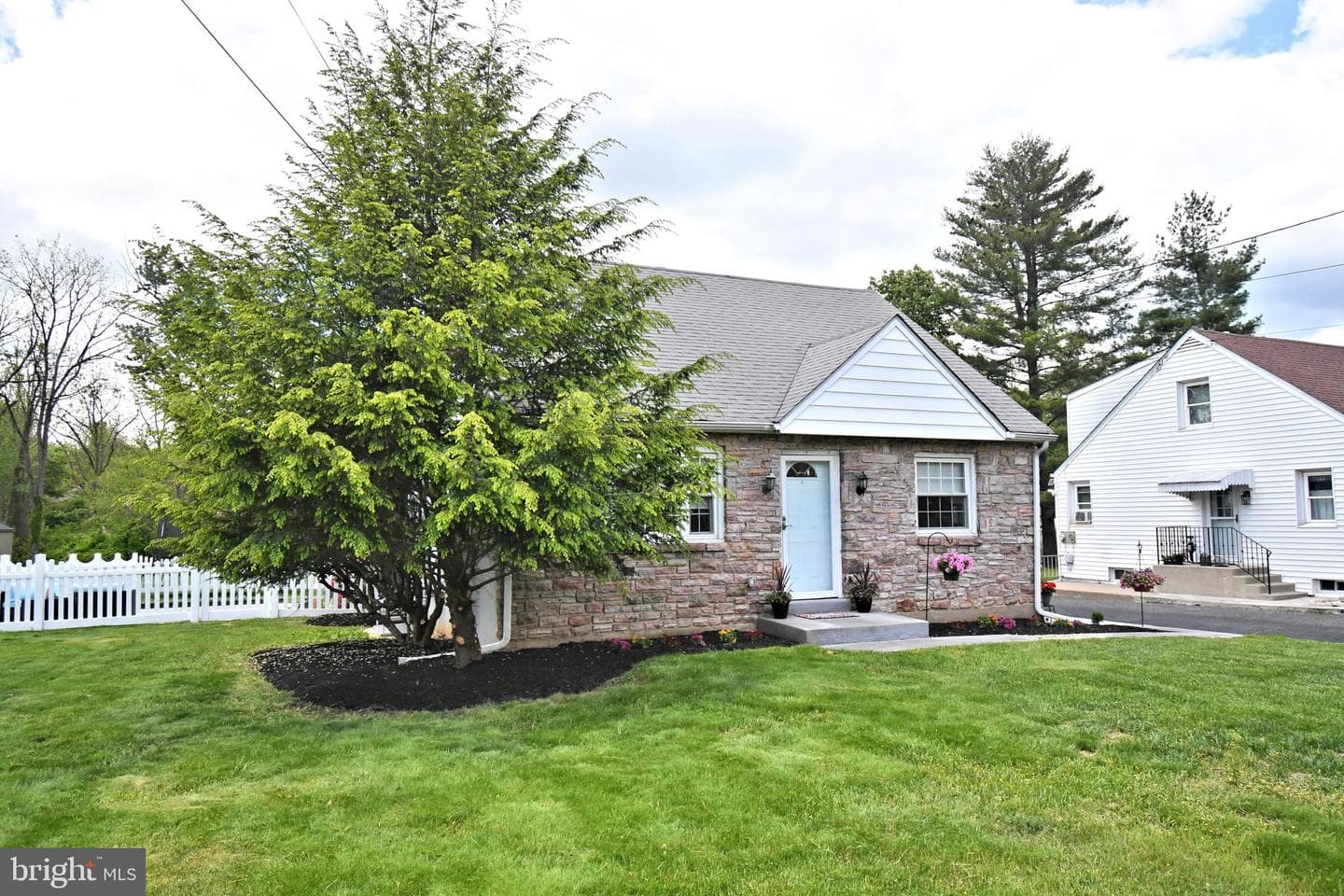 2108 N Line Street photo 3