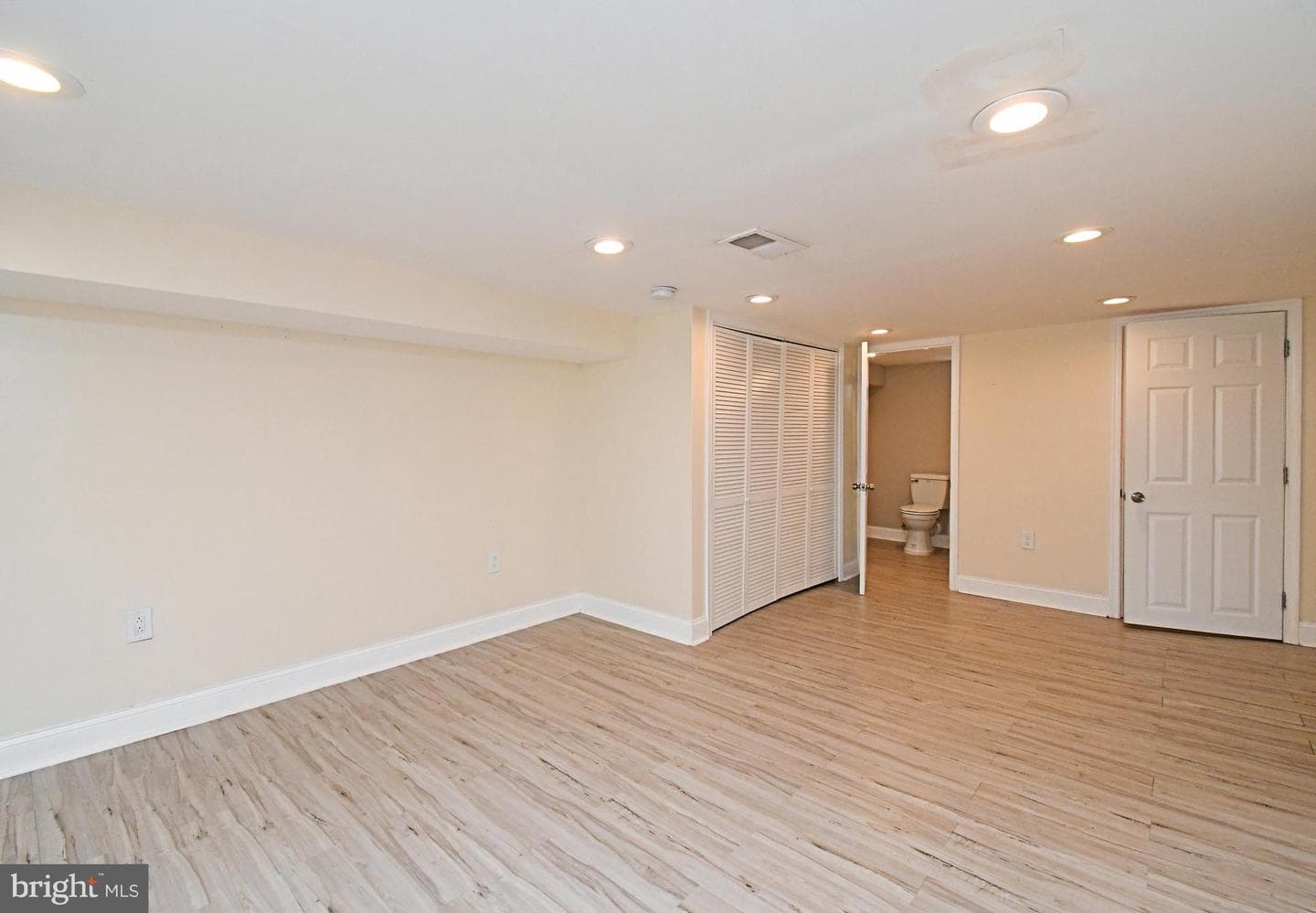 2108 N Line Street photo 31