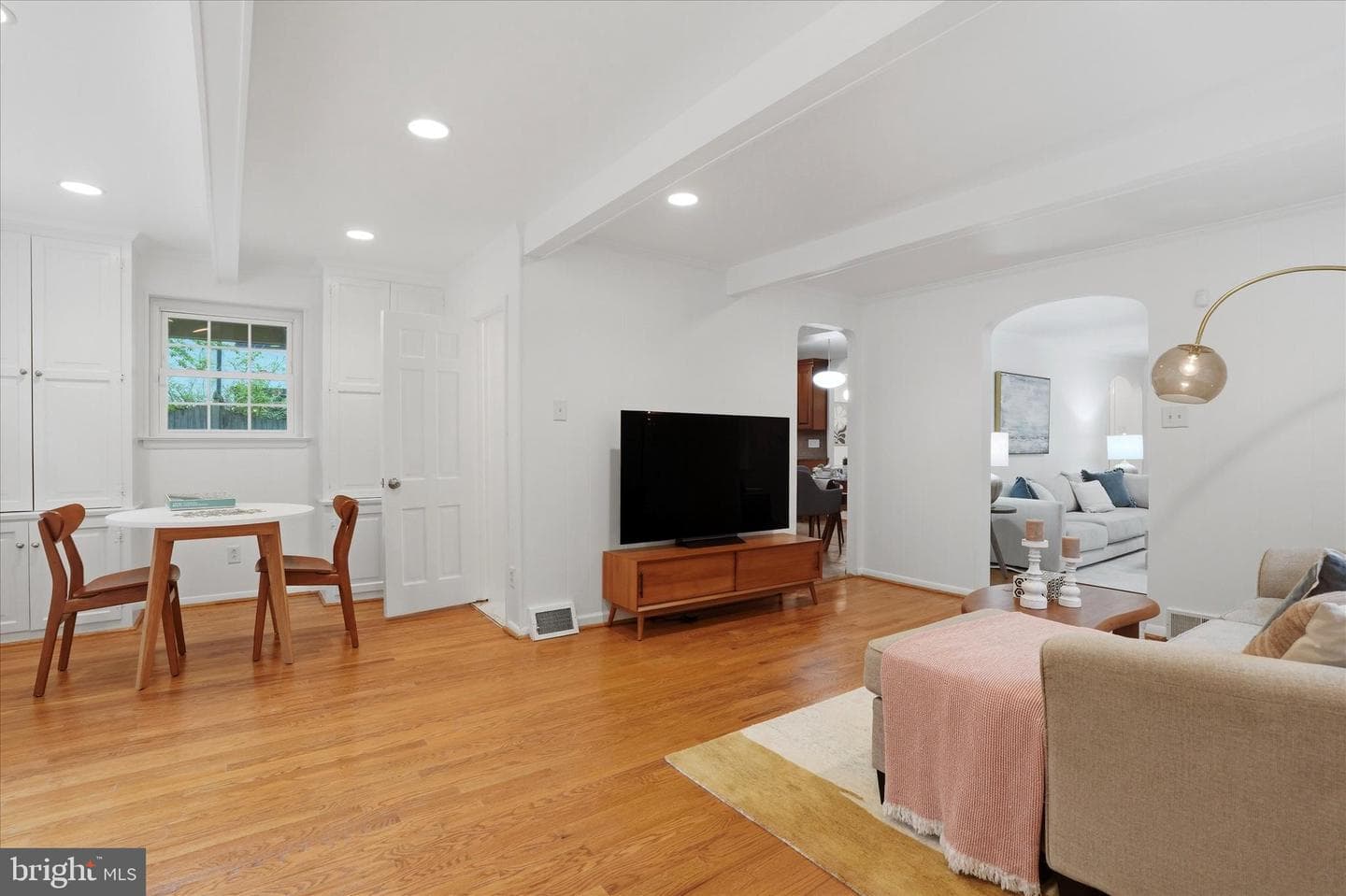 518 Winding Way photo 10