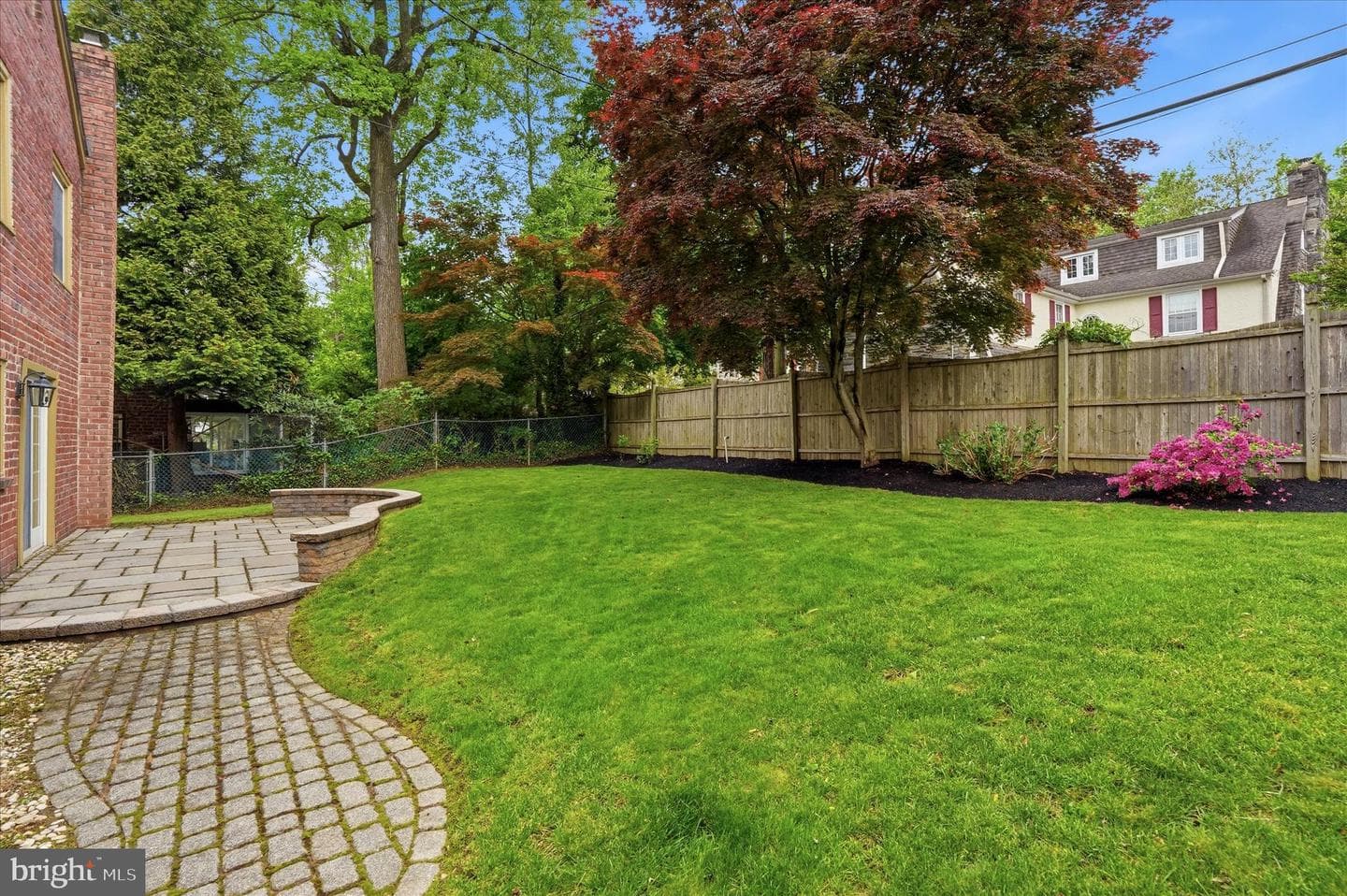 518 Winding Way photo 33