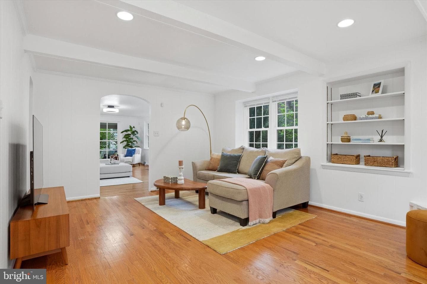 518 Winding Way photo 9