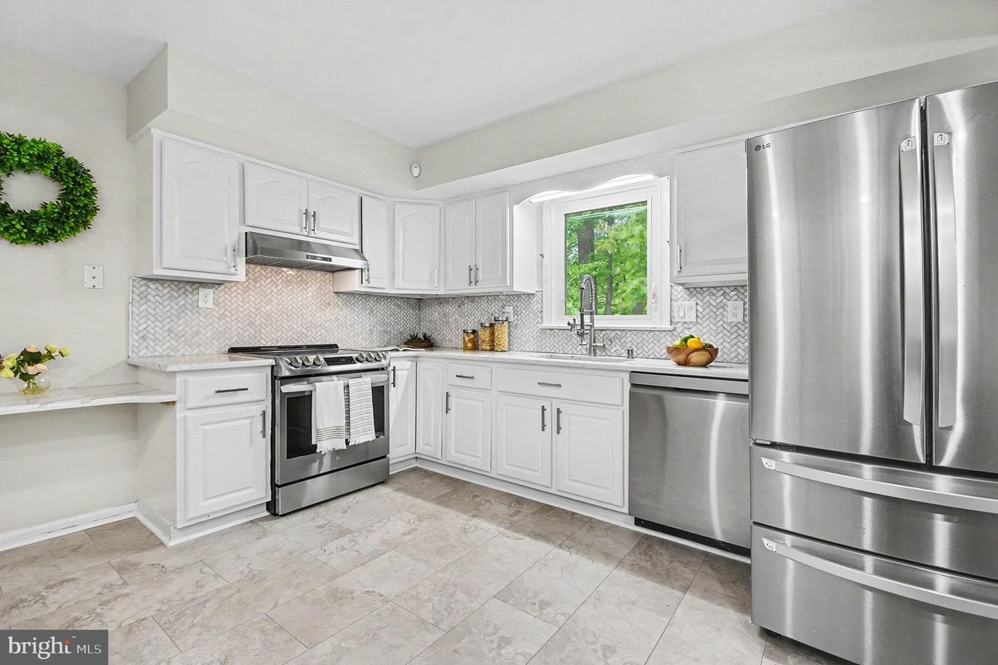 360 Wenner Way photo 17