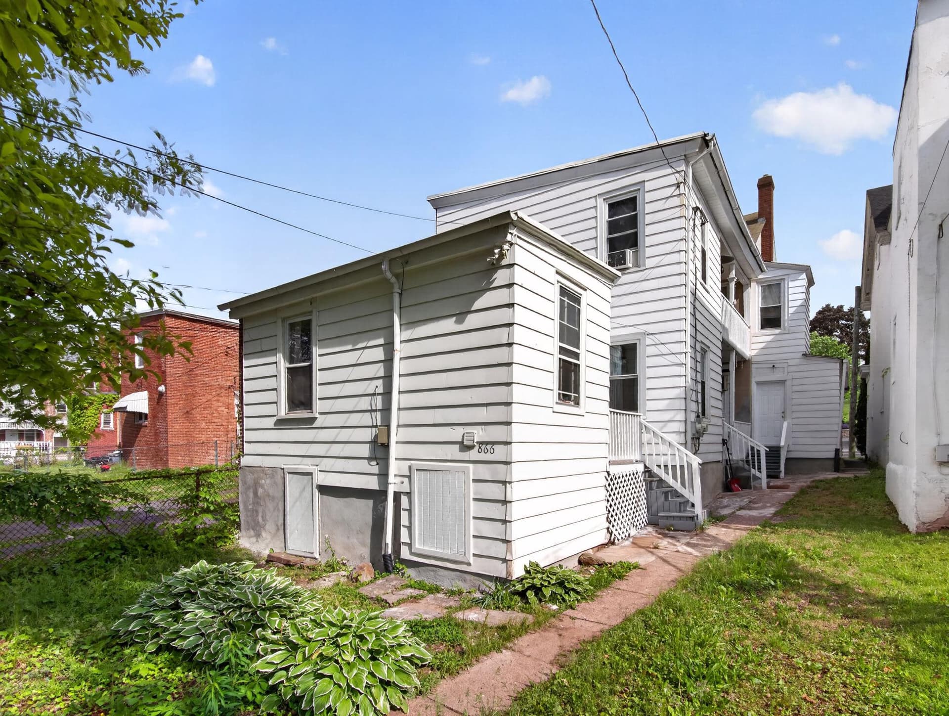 866 E High Street photo 21