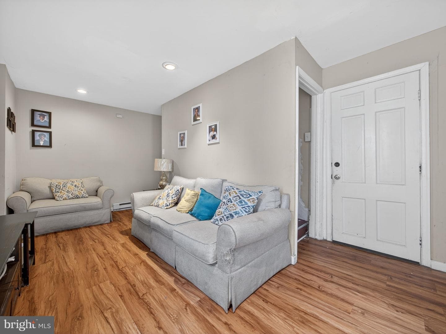 866 E High Street photo 27