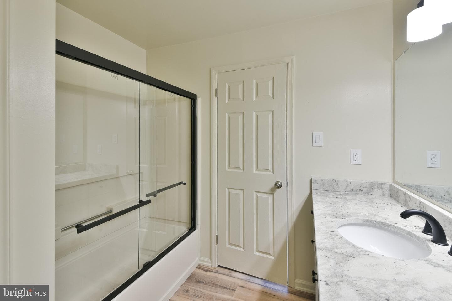 118 Jonathan Drive photo 20