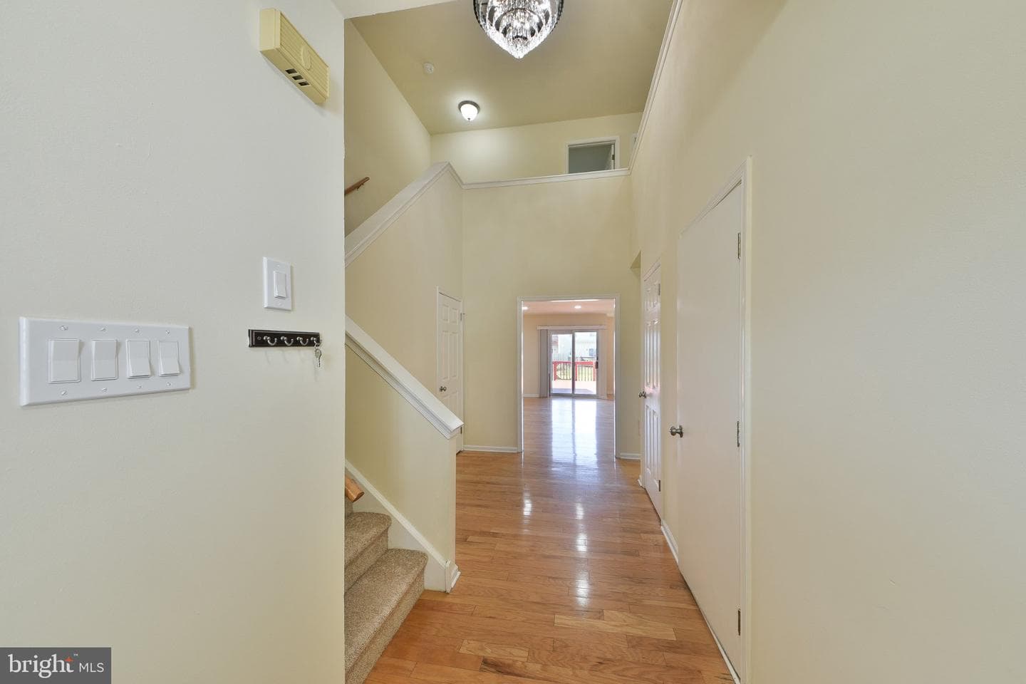 118 Jonathan Drive photo 3