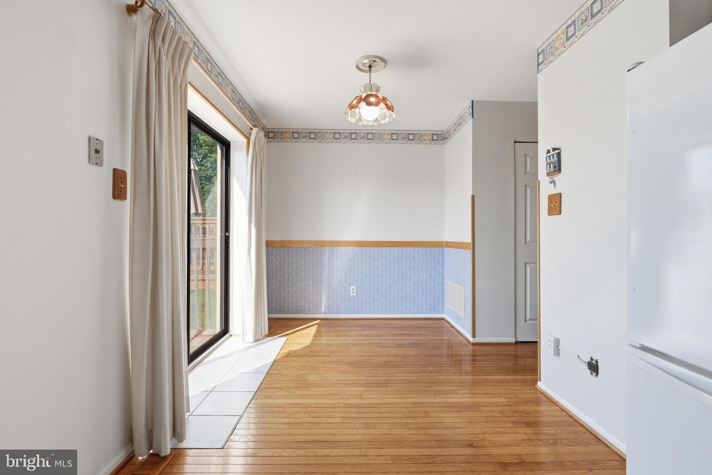 538 Canterbury Road photo 12
