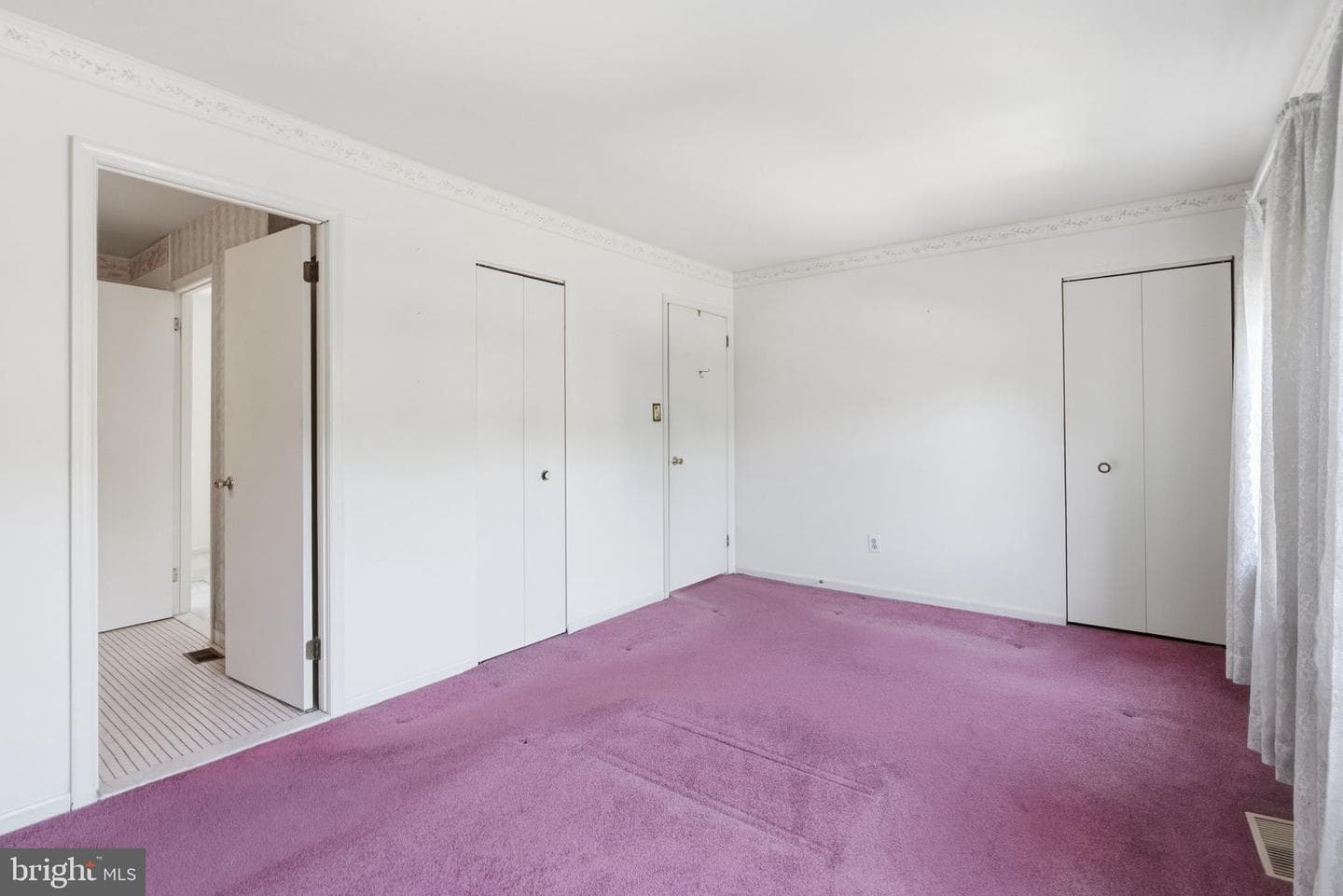 538 Canterbury Road photo 18