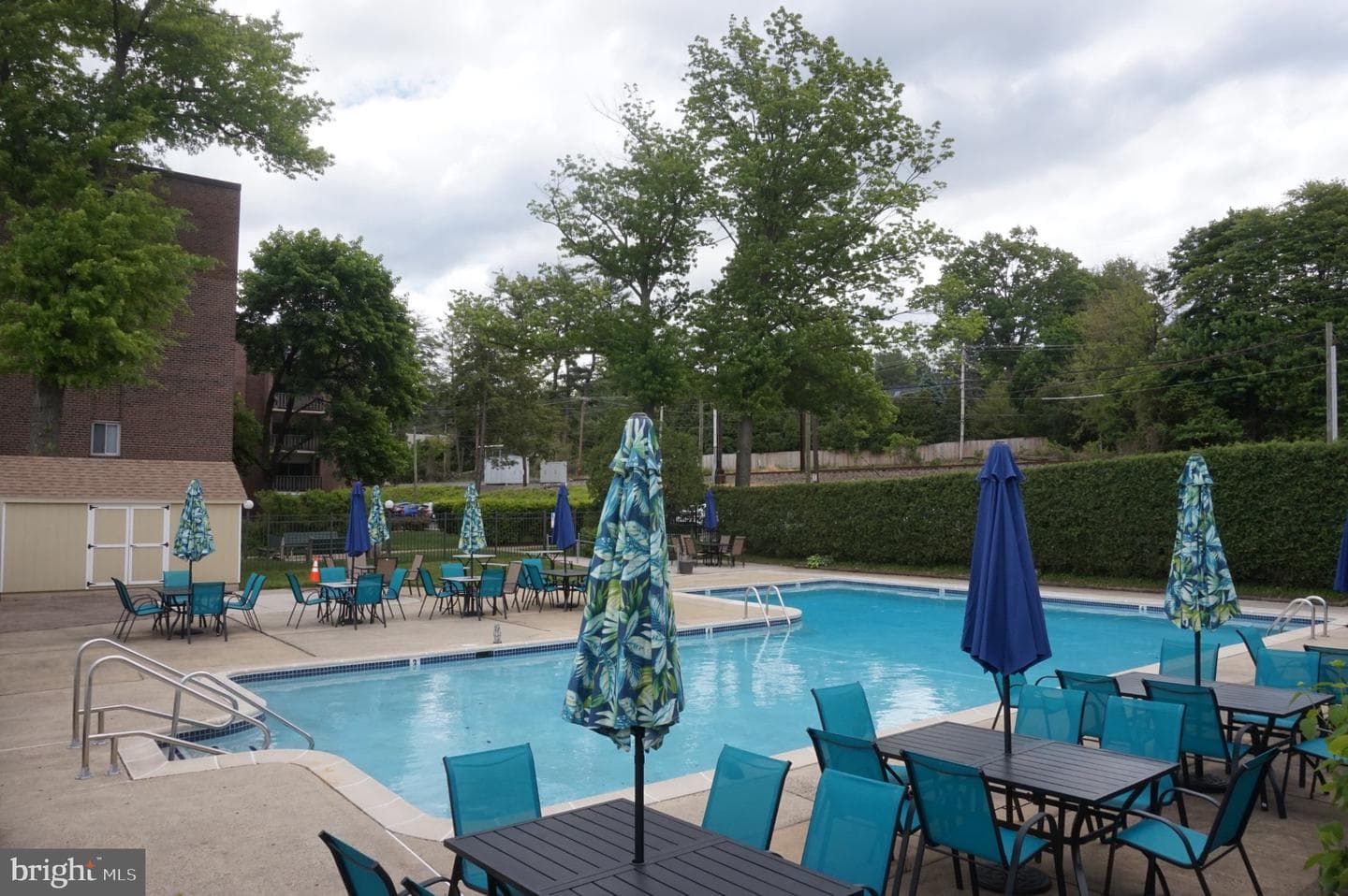 1570 The Fairway #512 E photo 28