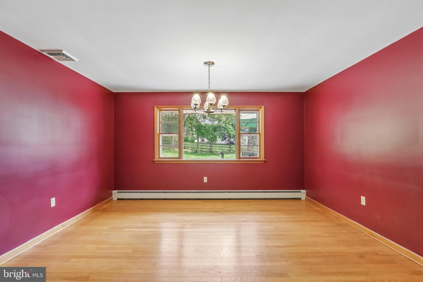 630 Oak Street photo 10