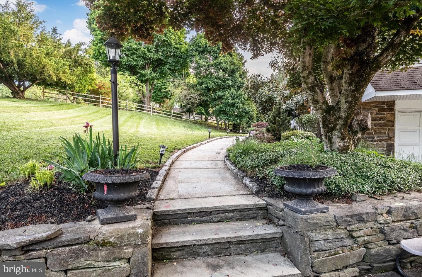 1708 Riverview Road photo 3