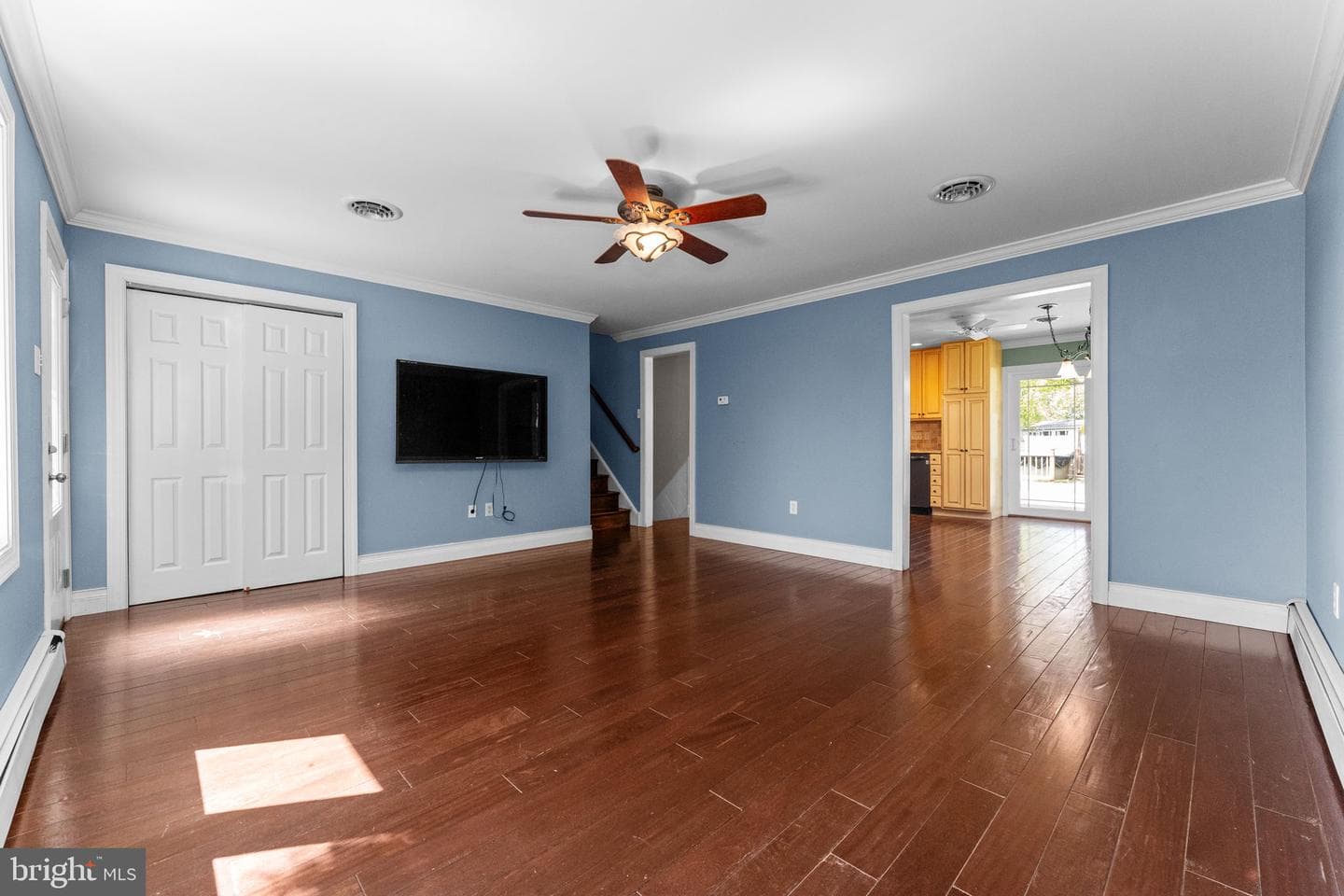 167 Meadowland Drive photo 8