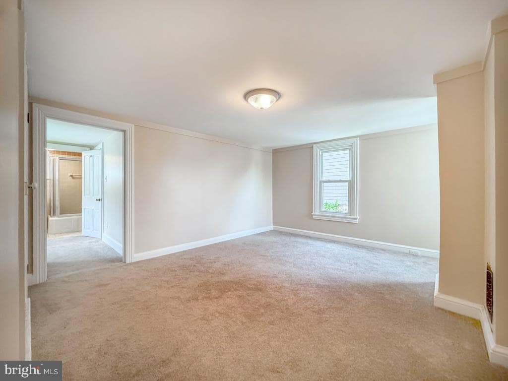 262 N Hanover Street photo 25