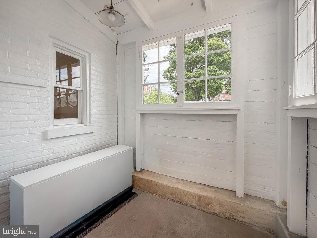 262 N Hanover Street photo 40
