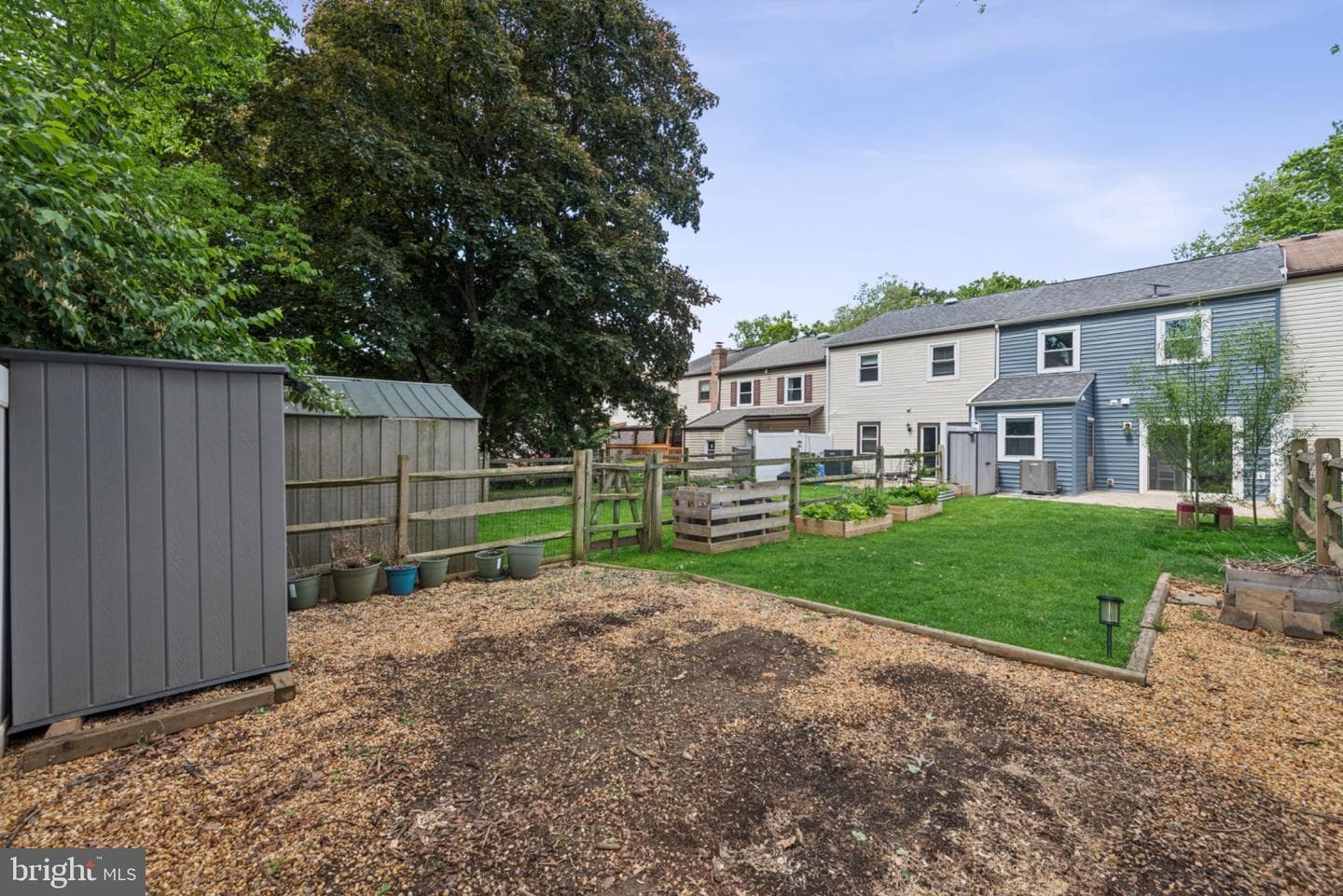 2140 Ash Lane photo 35