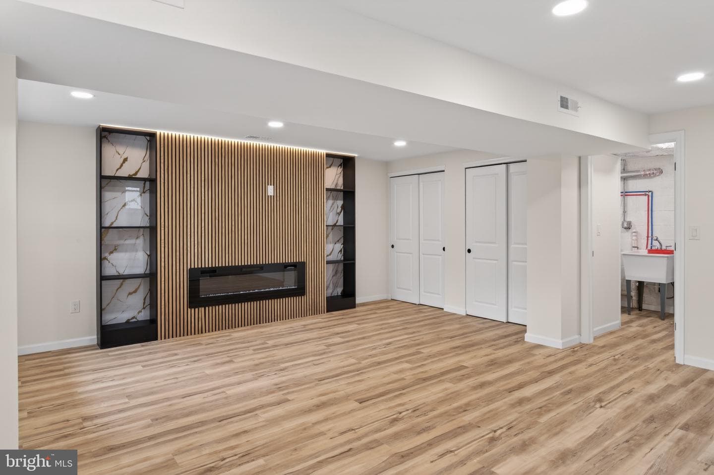 501 Hemlock Road photo 12