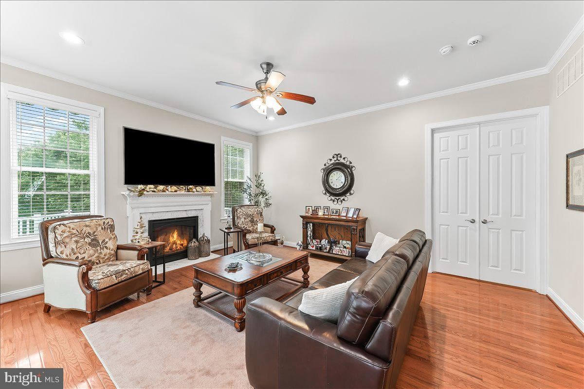 214 Hanover Road photo 12
