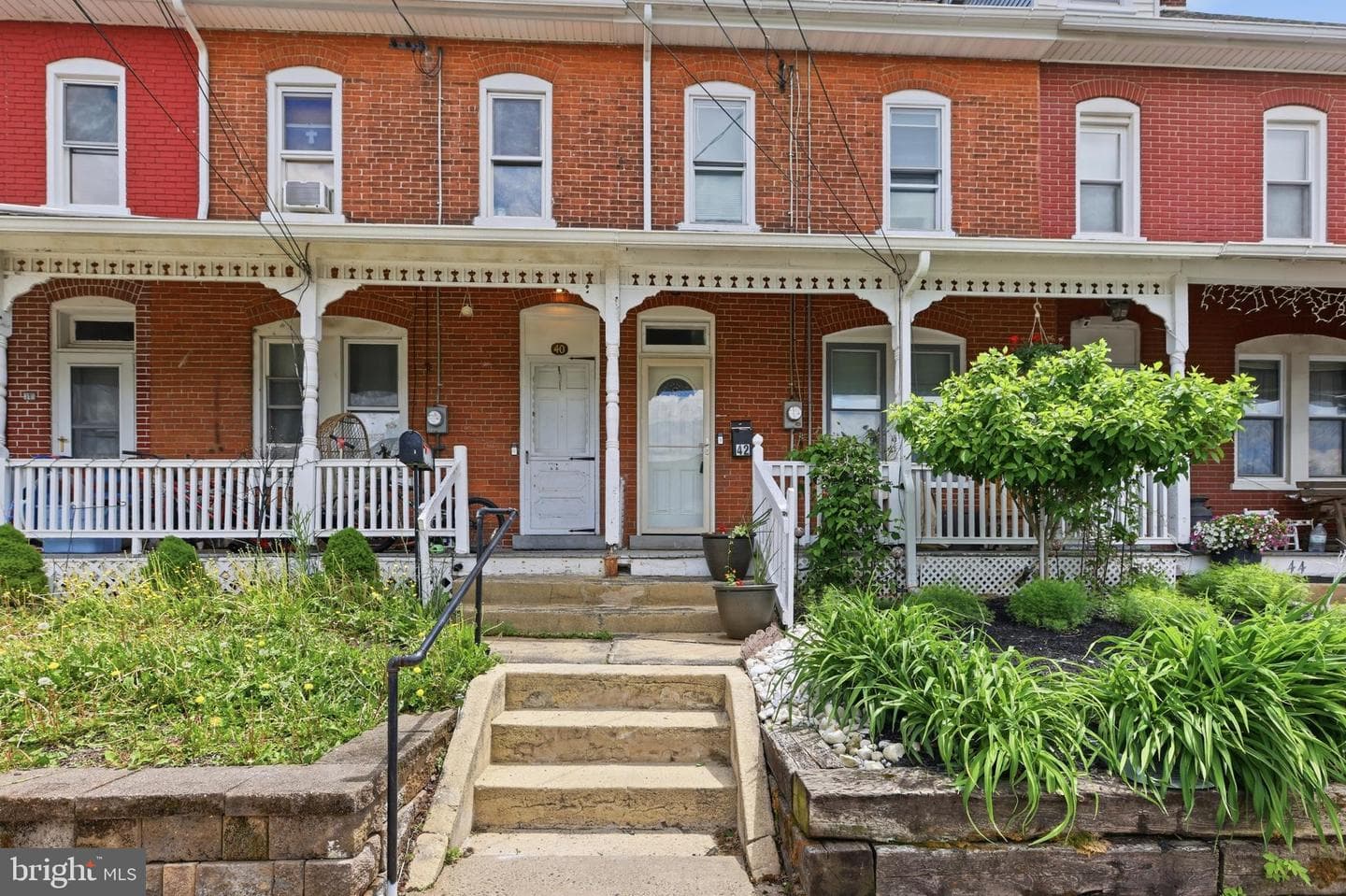 42 W Hamlin Avenue