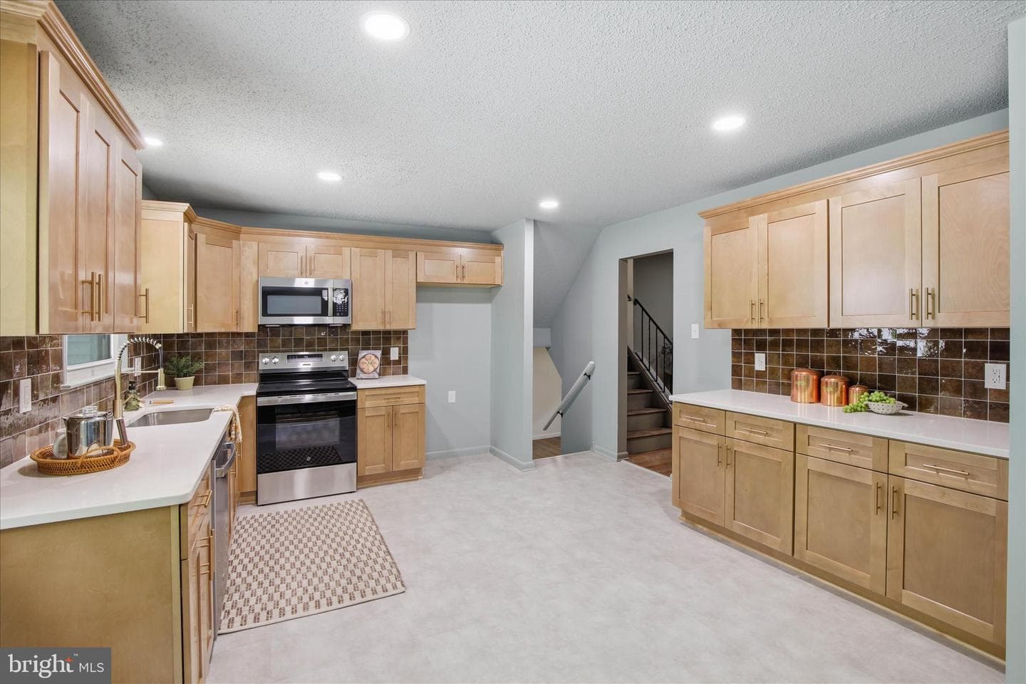 140 Woodland Drive photo 15