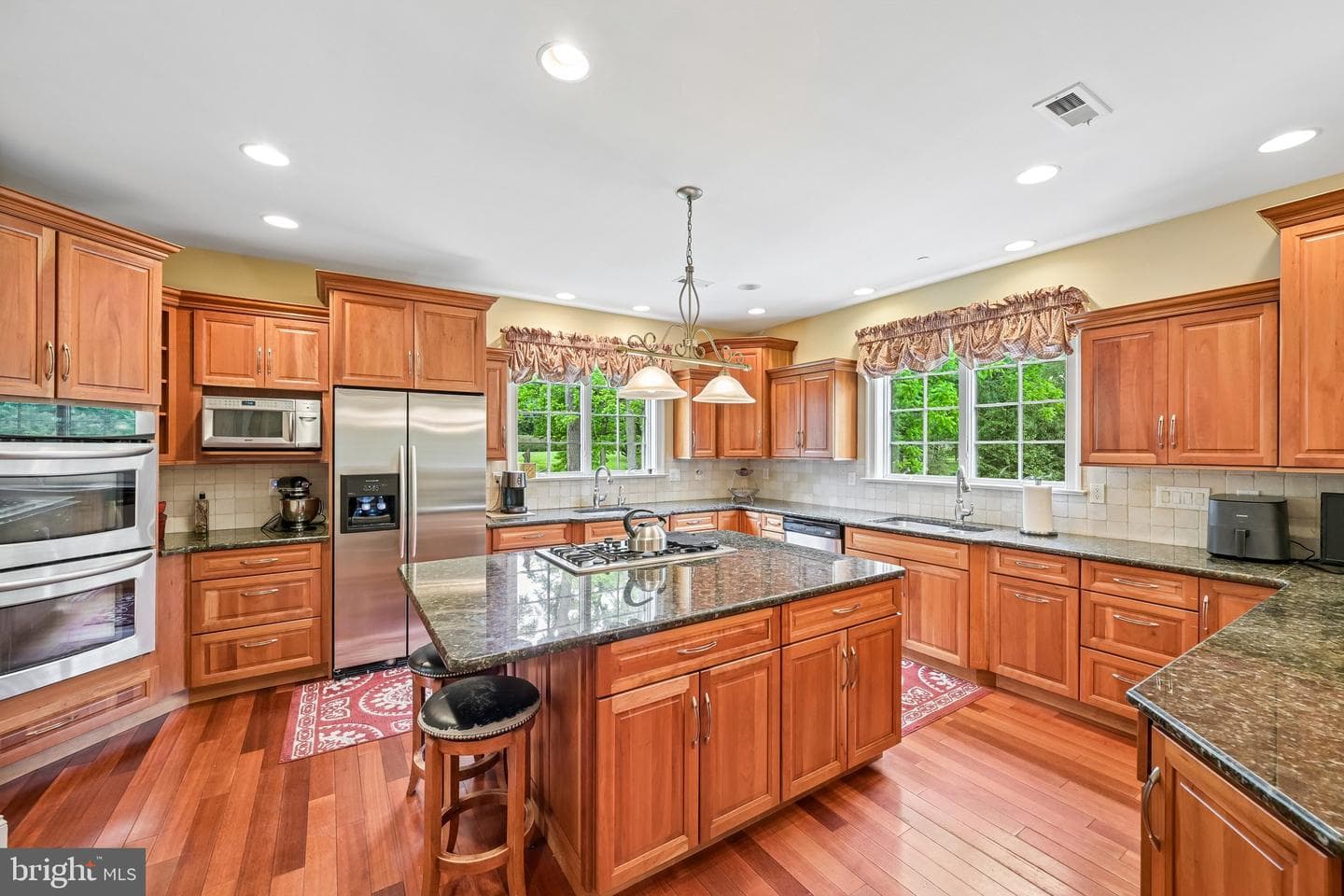 378 S Warner Road photo 31