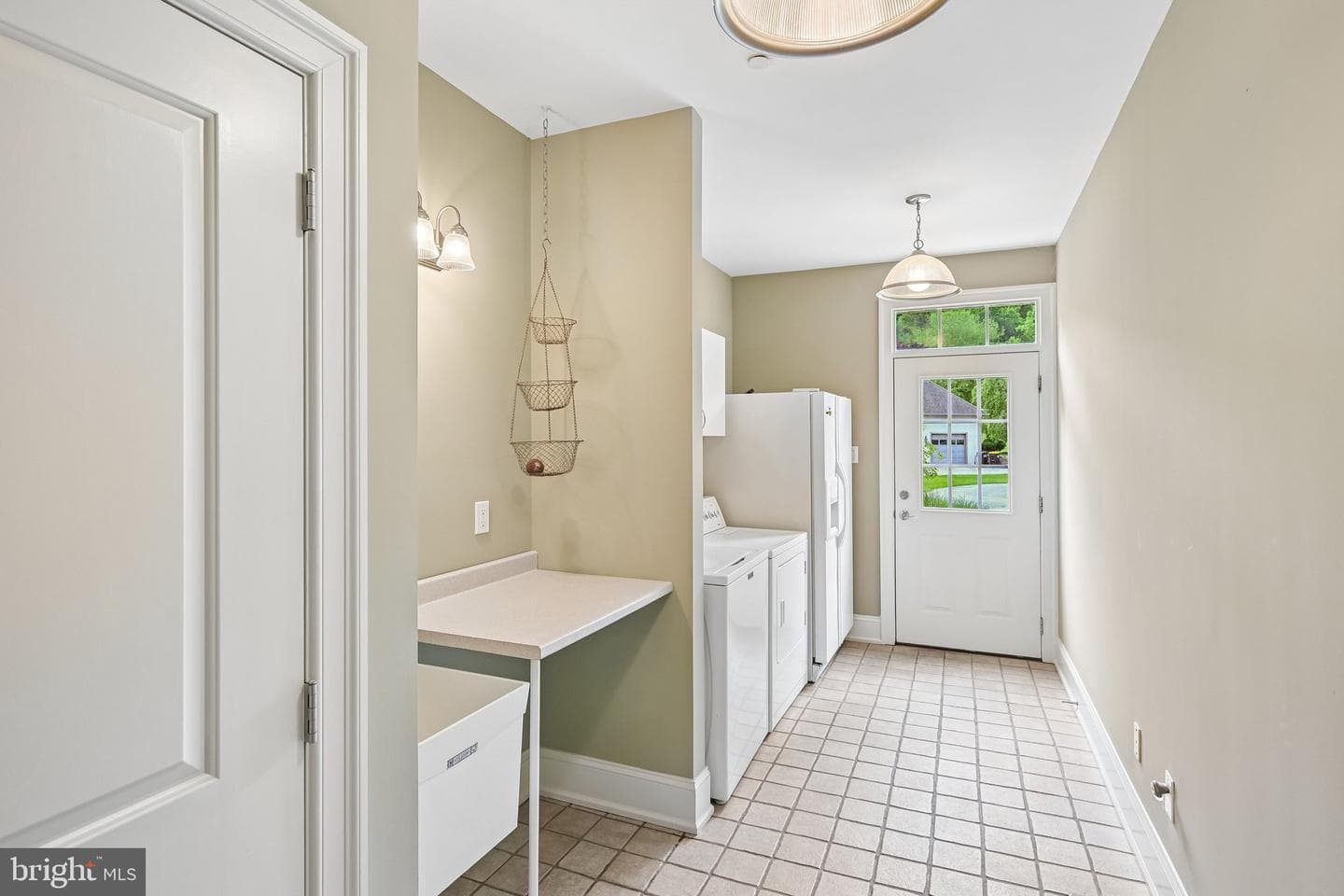 378 S Warner Road photo 43
