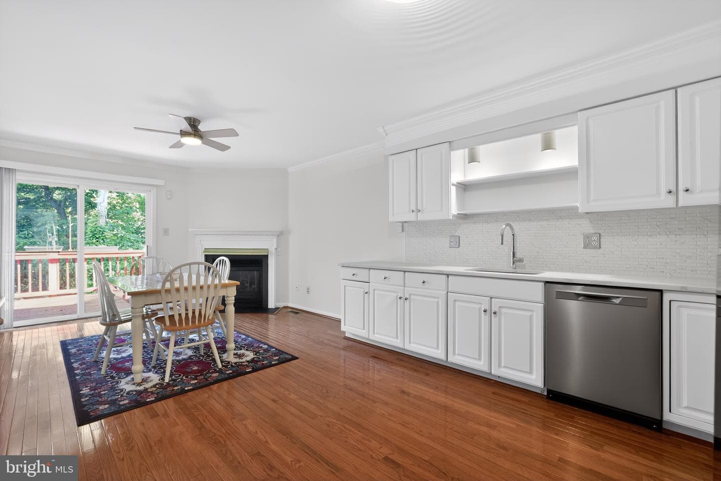 1150 Oxford Circle photo 7
