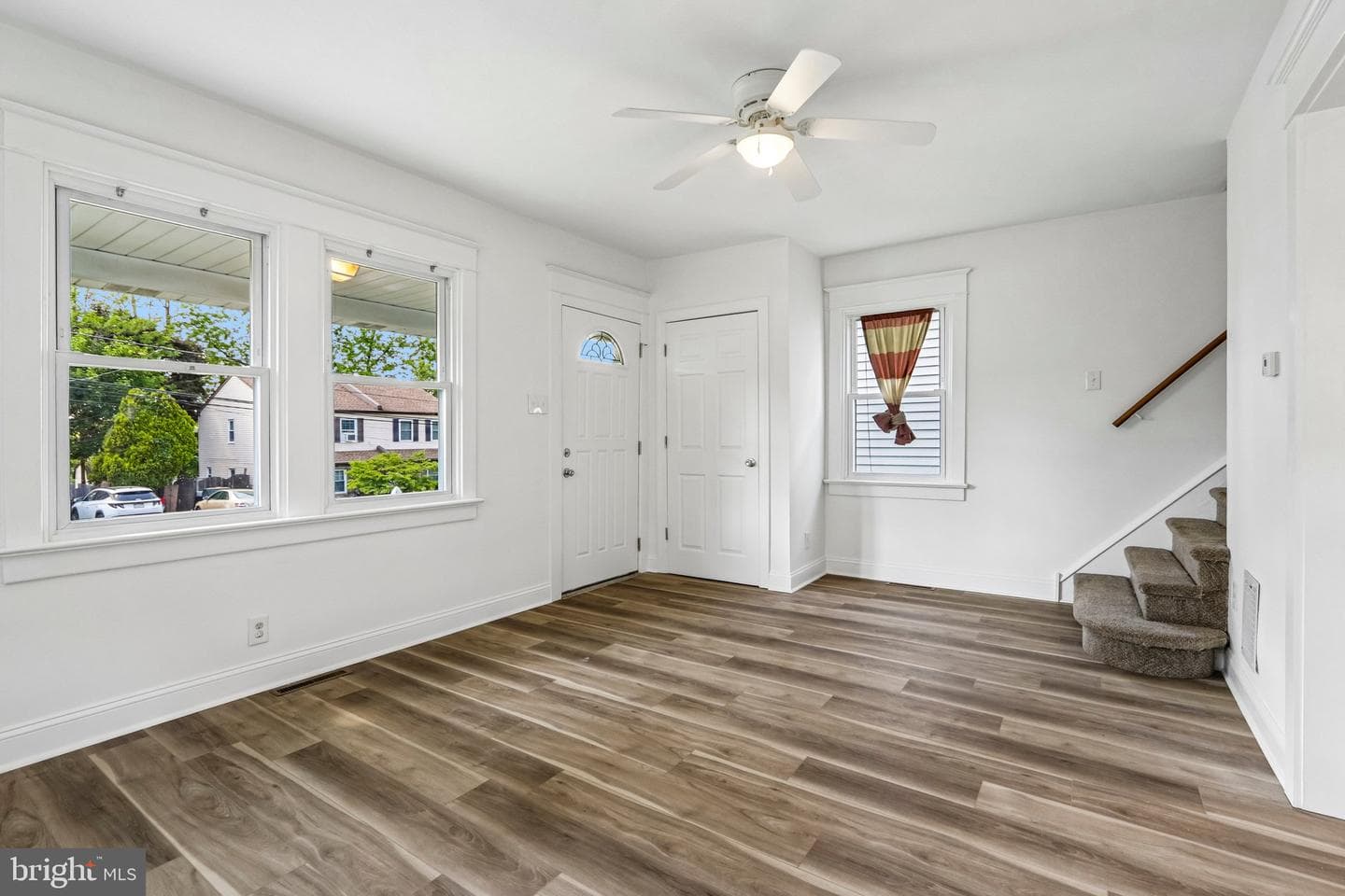 1833 Fairview Avenue photo 9