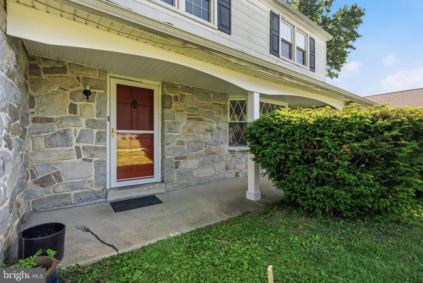 1825 Sterigere Street photo 4
