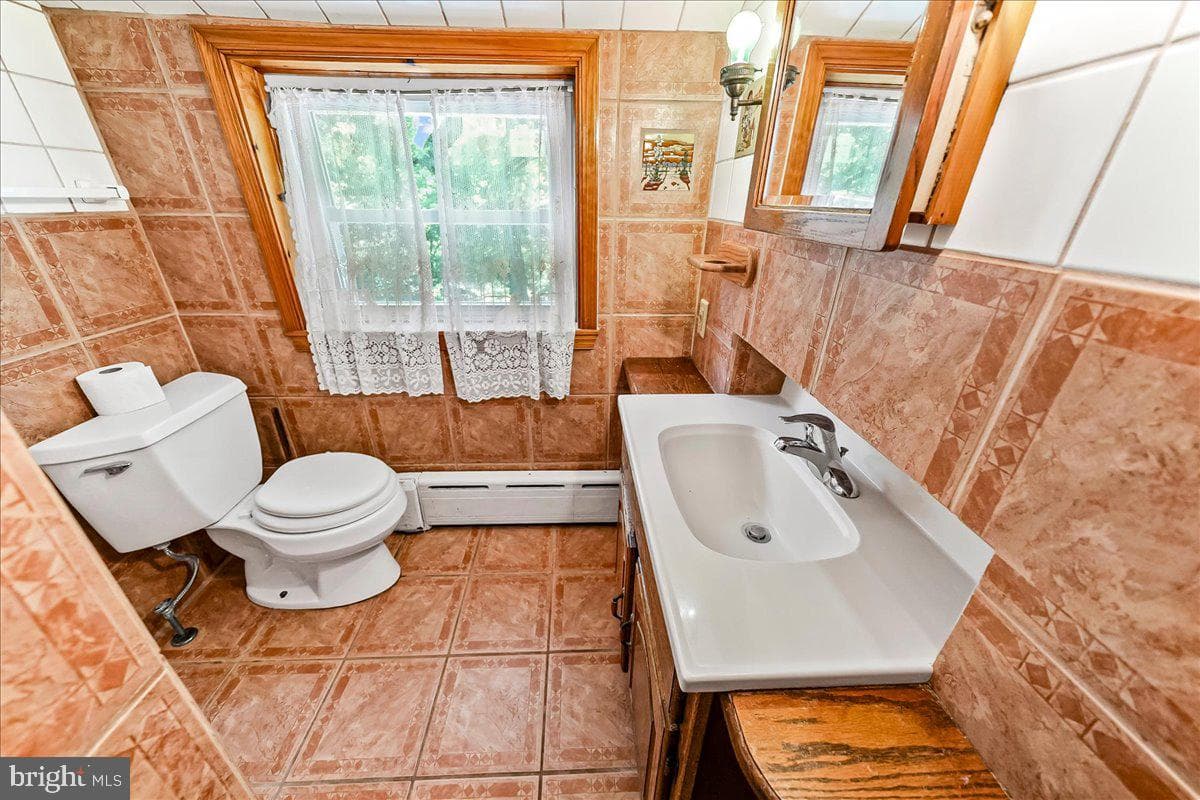 4 E Lodges Lane photo 36