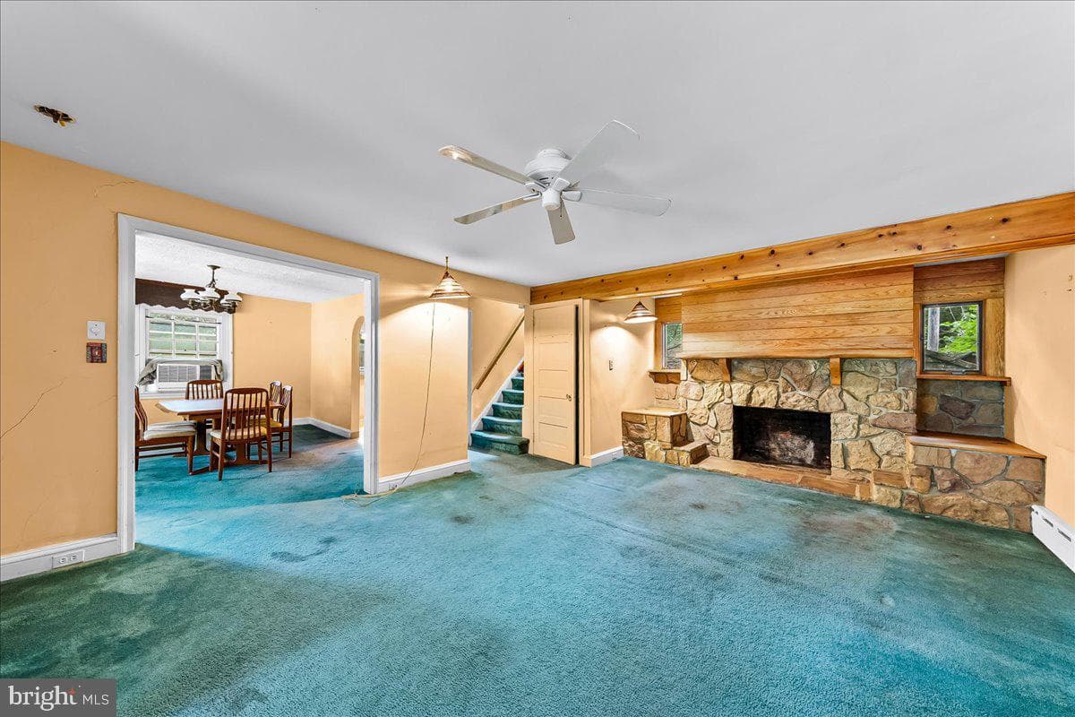 4 E Lodges Lane photo 5