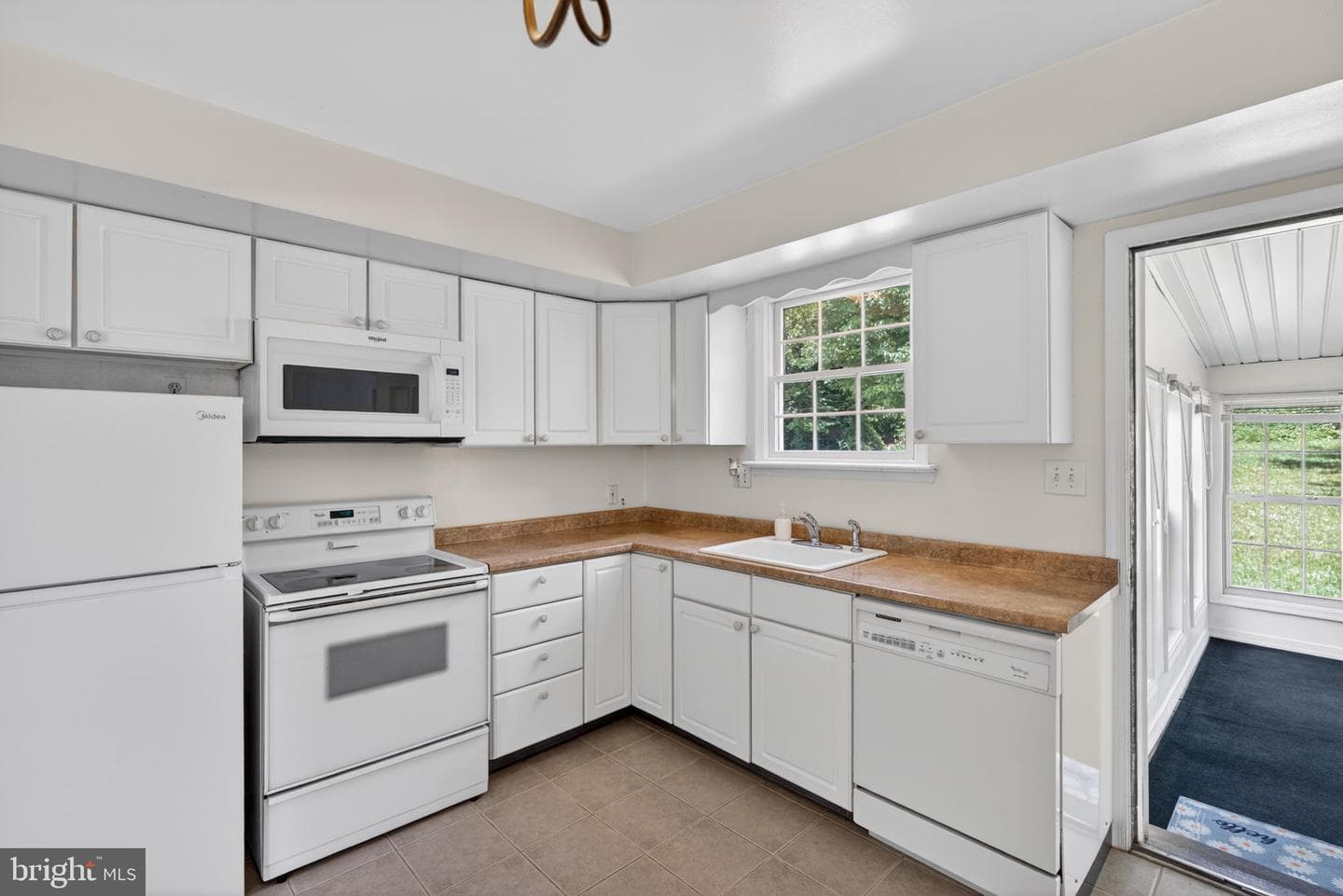 3207 Sharon Lane photo 25