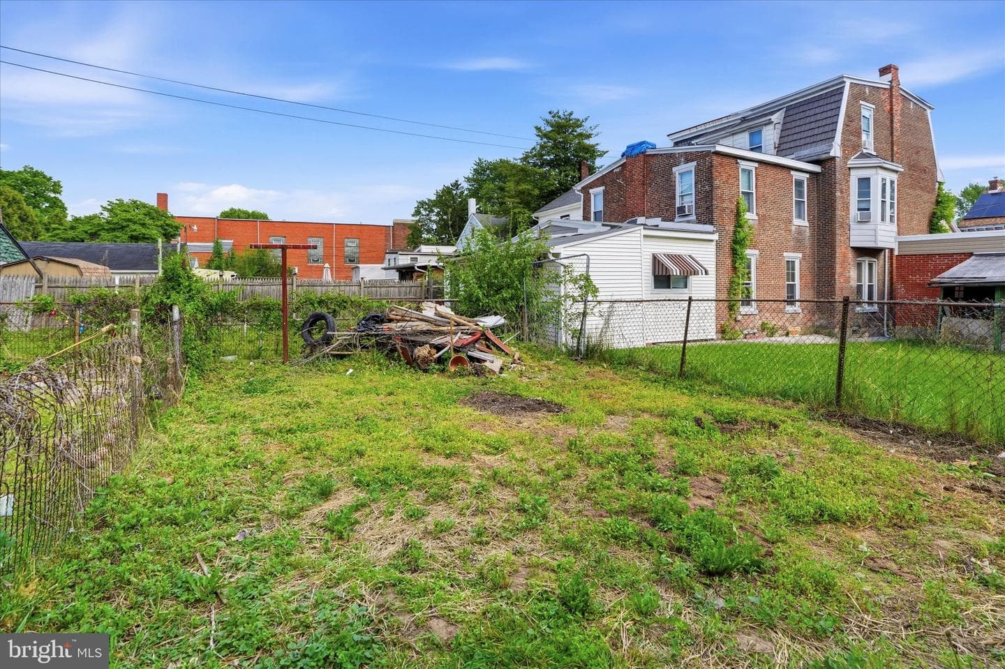 124 S Evans Street photo 26