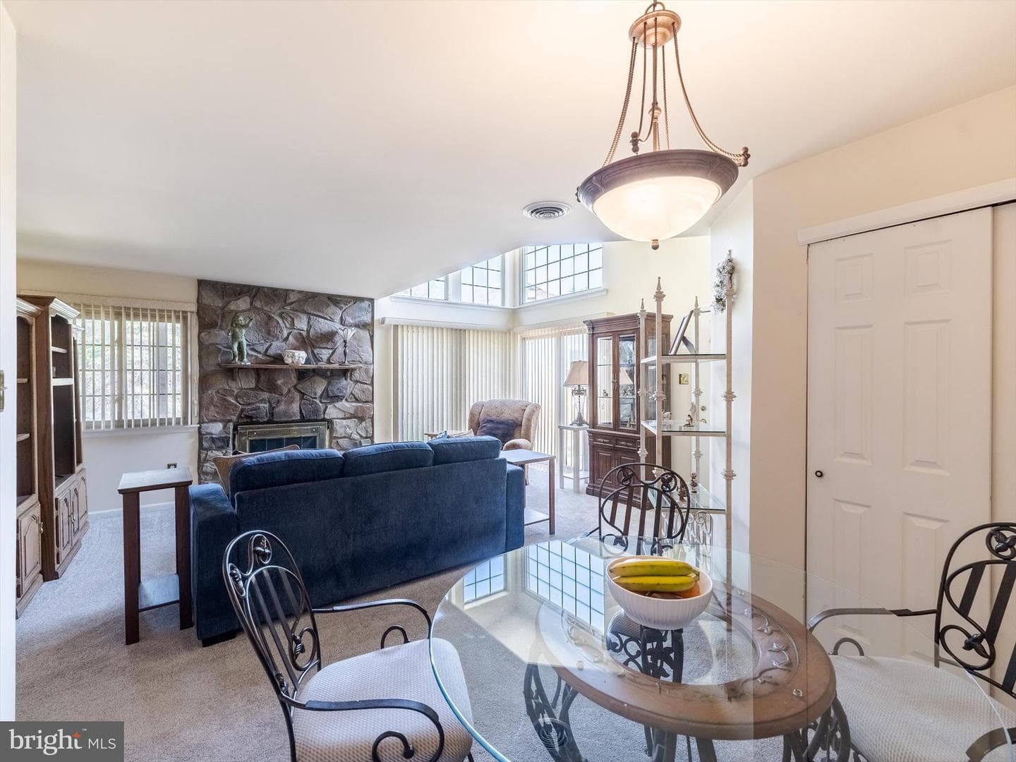 348 Green Meadow Lane photo 11