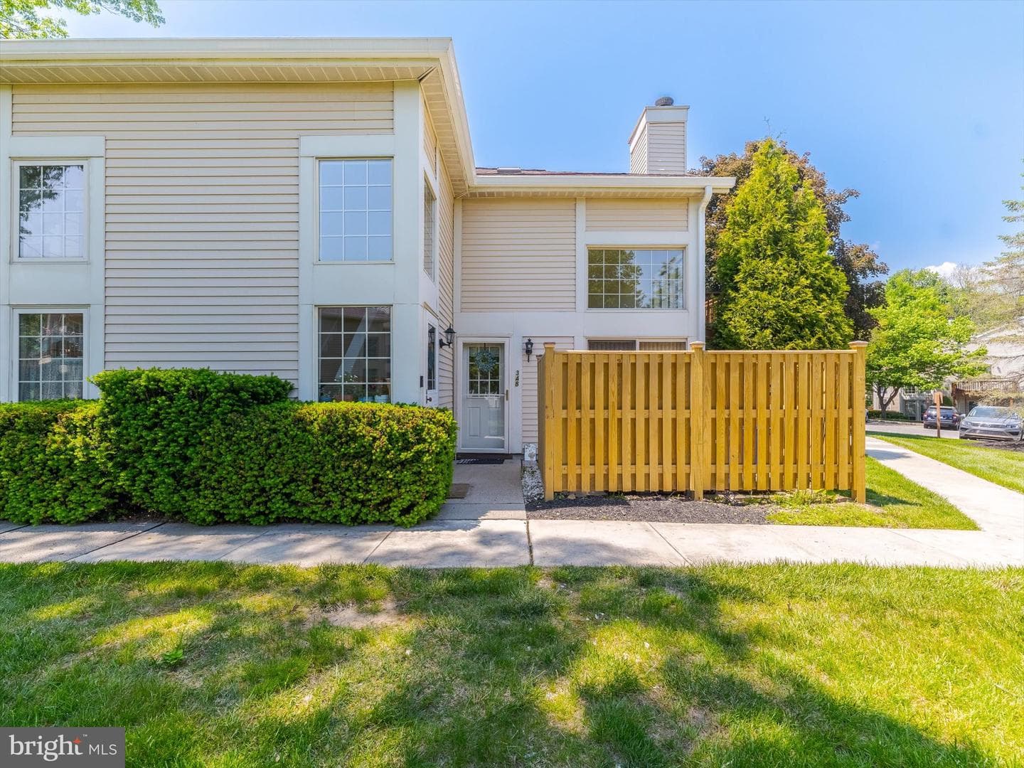 348 Green Meadow Lane photo 3