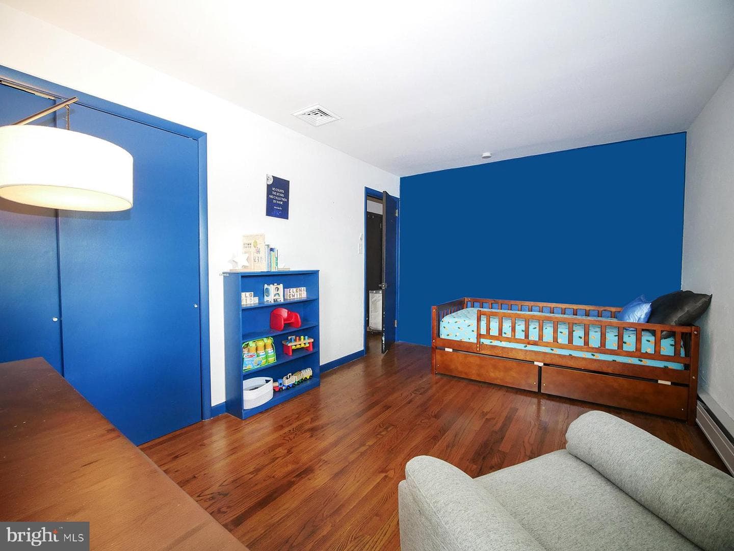 1017 Sycamore Drive photo 24