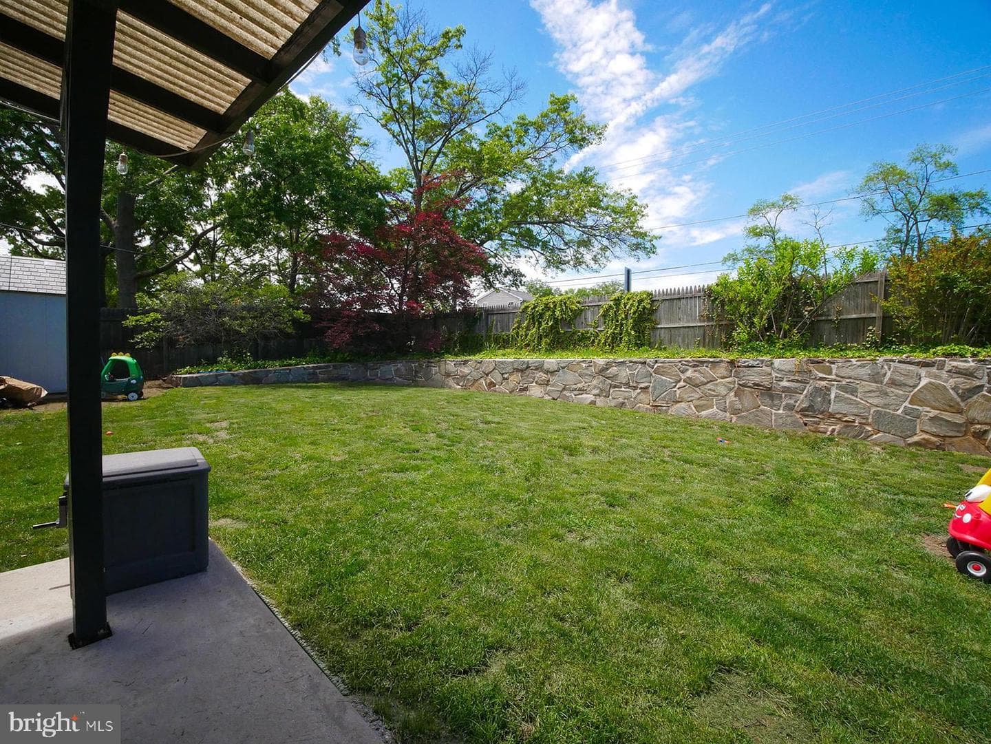 1017 Sycamore Drive photo 35